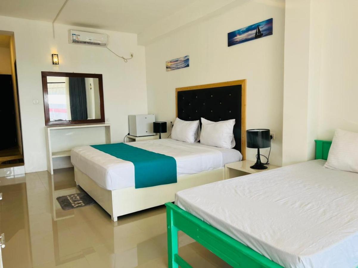 One World Mirissa Otel Dış mekan fotoğraf